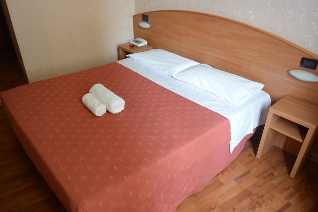 Hotel Nuovo Mediolan Pokój zdjęcie